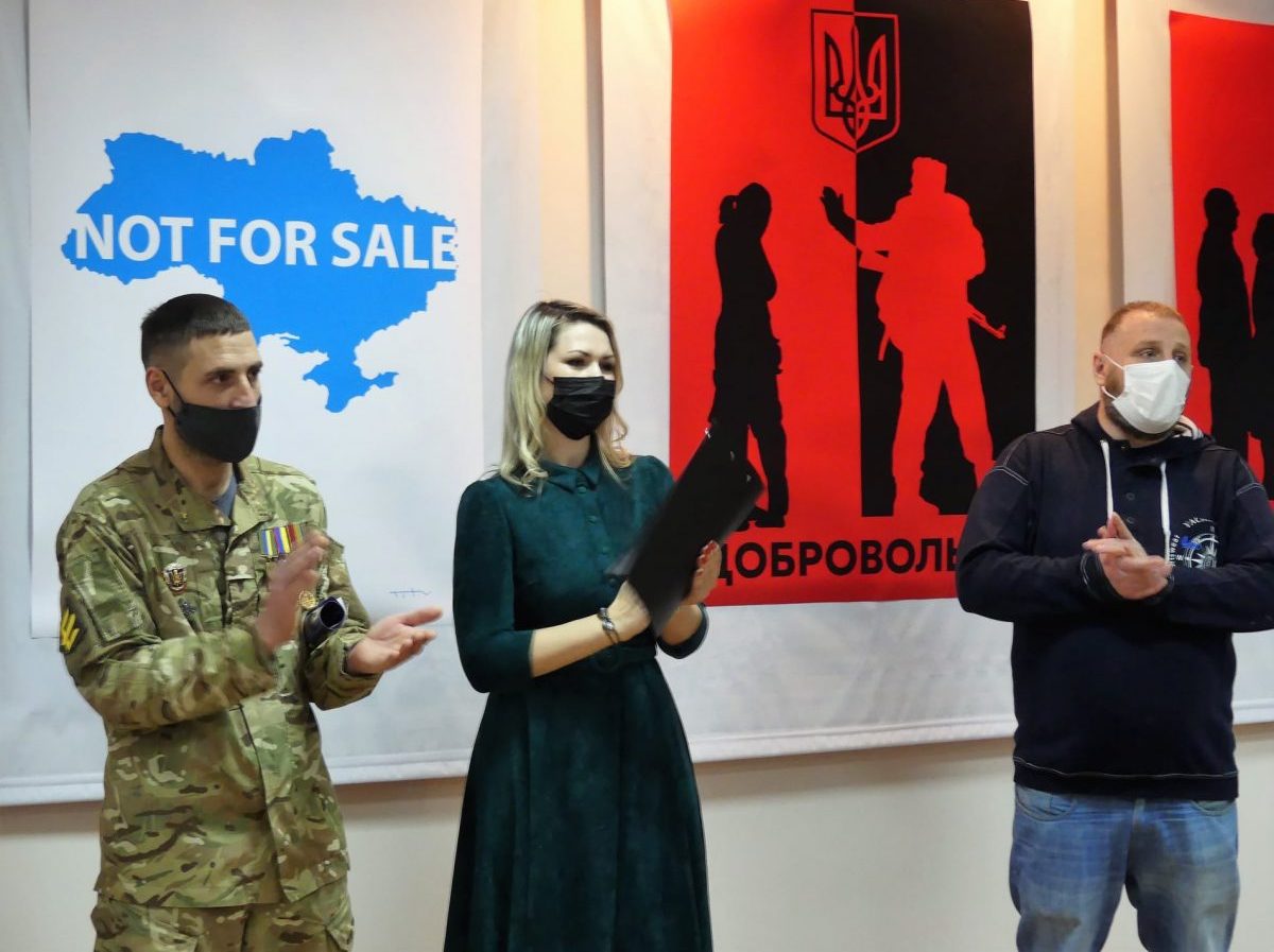 У Харкові відкрито виставку військових та патріотичних плакатів Нікіти Тітова