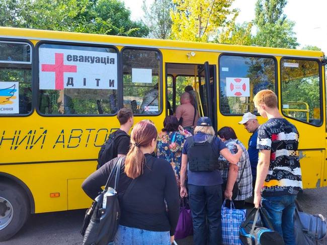 Рада оборони Харківщини оголосила про обов’язкову евакуацію дітей з прикордонних територій