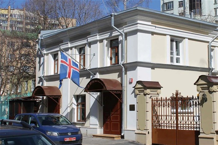 Ісландія першою серед країн Європи закрила своє посольство у росії.