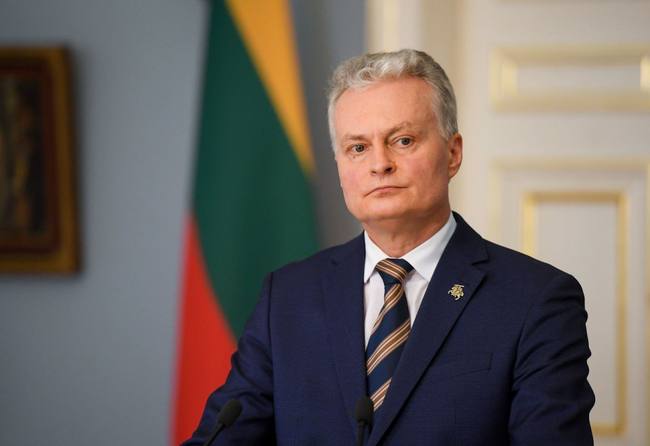 Коррупция в Украине тормозит поставки оружия, – президент Литвы Науседа.