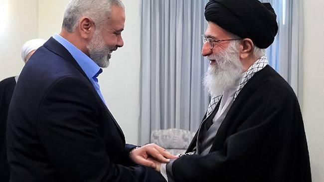 Президент Ірану Раїсі похвалив лідера ХАМАС Ханію за напад на Ізраїль — The New York Times