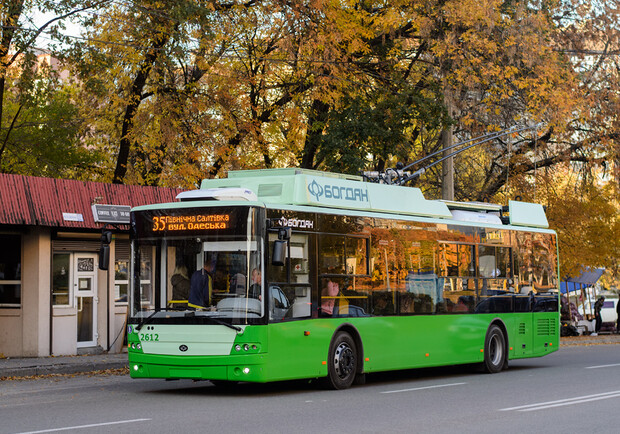 Тролейбуси не ходитимуть на Нових Будинках у Харкові