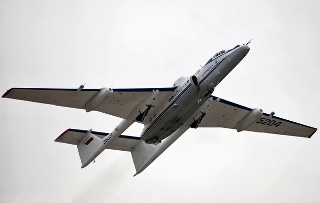 росія може використати радянський висотний розвідувальний літак M-55