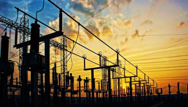 НКРЭКУ повысила тариф на передачу и диспетчеризацию электроэнергии для бизнеса, несмотря на критику