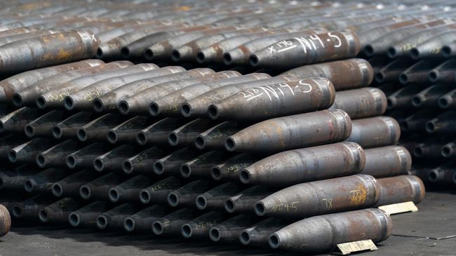 ЄС не втрачає надію поставити Києву мільйон снарядів навесні