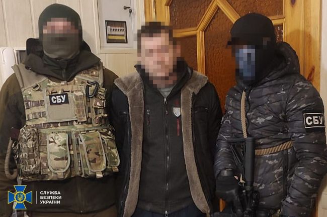 СБУ затримала бойовика-рецидивіста, який шпигував за українською ППО та готувався до «евакуації» в Луганськ