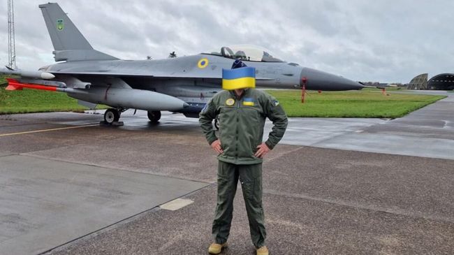 Обнародованное фото истребителя F-16 с украинскими опознавательными знаками заставило россиян понервничать