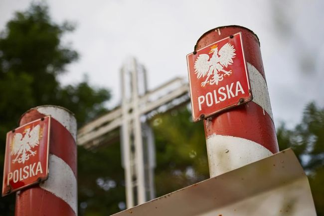 Блокировка автобусов на границе с Польшей: появилось объяснение польской полиции