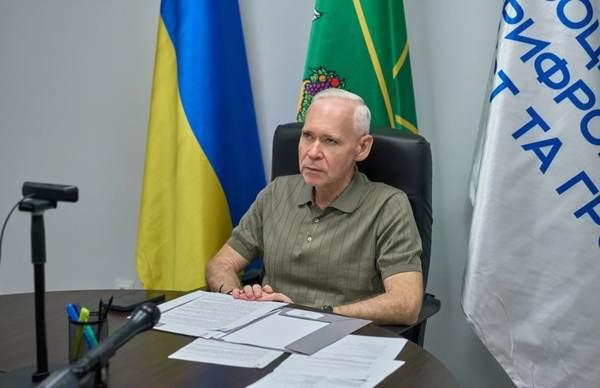Від виплат до житла та роботи: прифронтові громади пропонують змінити систему підтримки ВПО