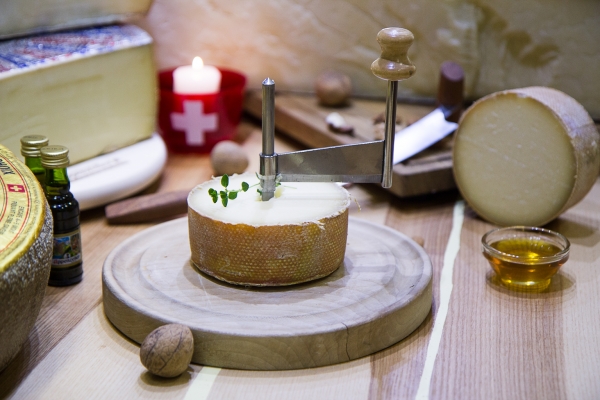 Вечер швейцарских сыров Assemblage