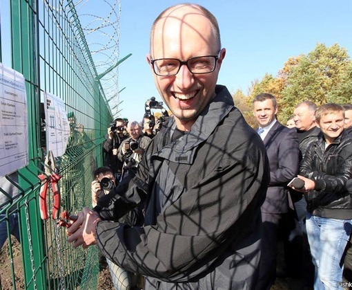 Премьер Украины так и не увидел харьковскую «Стену»