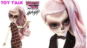 Лялька від зірки: Найепатажніша Леді Гага представила ляльку Zomby Gaga