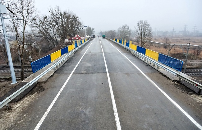 В Харькове открыли мост под Песочином, обвалившийся 4 месяца назад (фото, видео)