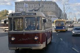 Московские власти полностью избавились от троллейбусов. Это был анахронизм с рогами или самый экологичный транспорт?