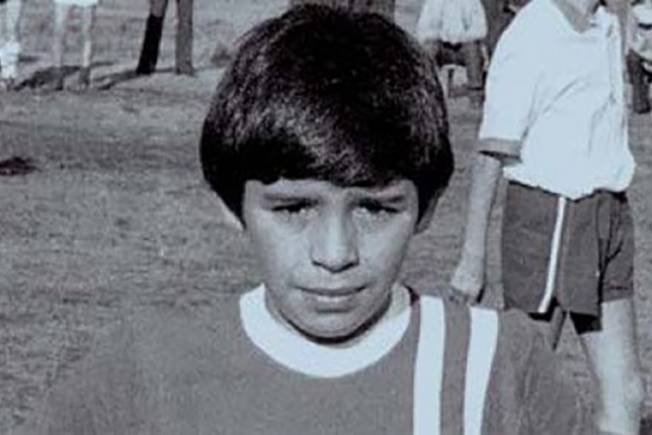 Диего Марадона умер — Каким он был в молодости и сейчас перед смертью, последние фото Марадоны 2020