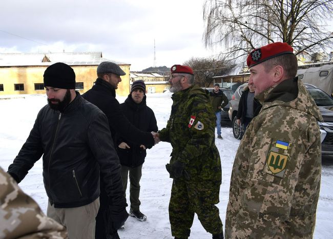 Навчальний центр ВСП відвідала група військових правоохоронців з Канади