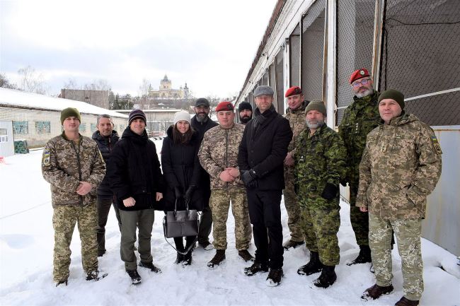 Навчальний центр ВСП відвідала група військових правоохоронців з Канади