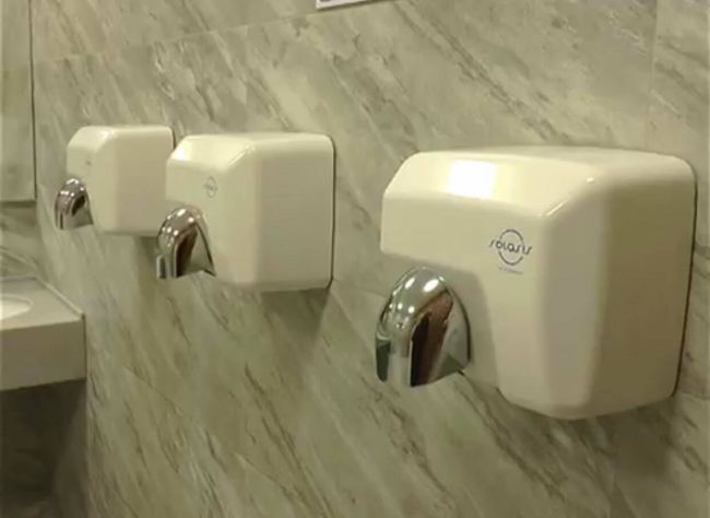 Элитное место для селфи: в Харькове реконструировали туалет за 6 миллионов (ФОТО)