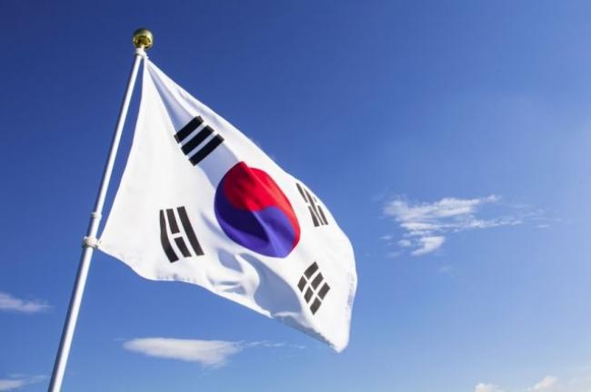 У Південній Кореї відмовляться від електрокарів та від будівництва нових АЕС