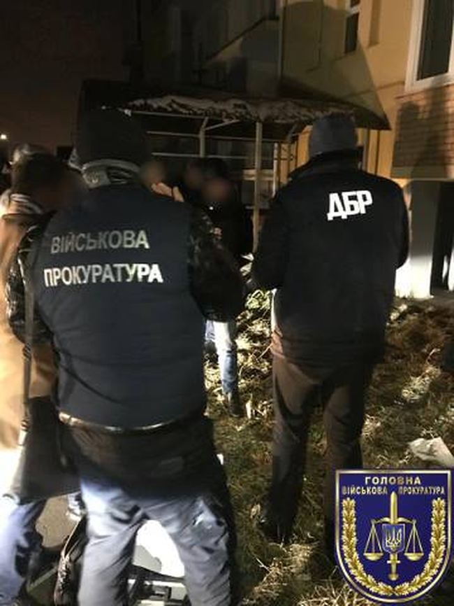 На Львівщині викрито інспектора патрульної поліції на отриманні 1 200 доларів США хабара