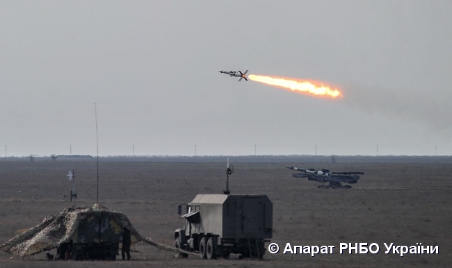О. Турчинов: Відбулись успішні випробування та бойові стрільби ракетних комплексів