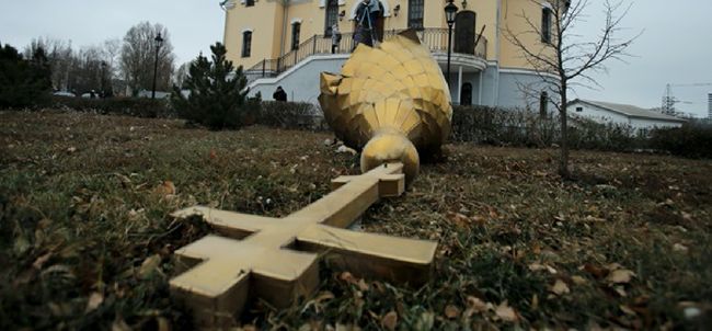 ФСБ и ГРУ России уничтожают на Донбассе украинские церкви: эксклюзивные комментарии непосредственных участников в расследовании Прямого