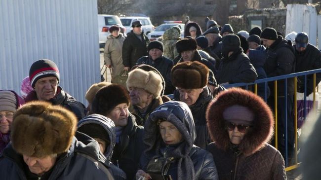 Жителей ОРДЛО готовят к замене паспортов «д/лнр» на российские, — разведка