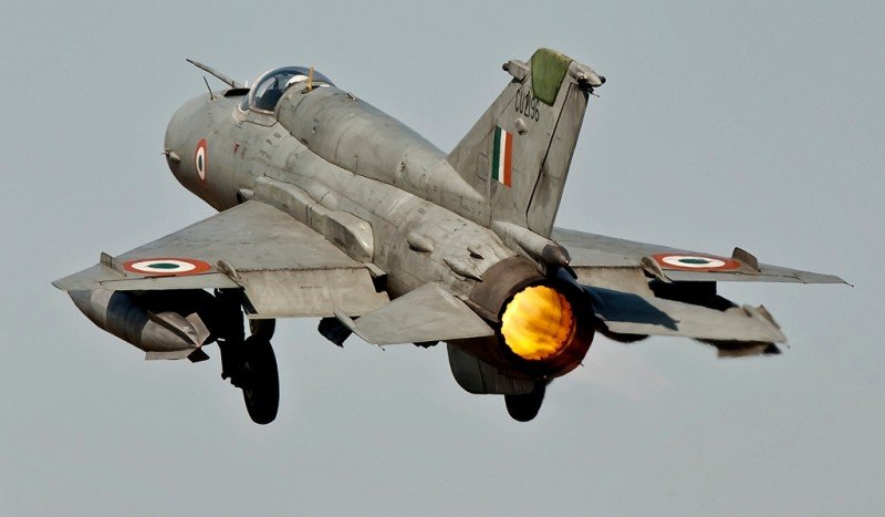 В воздушном бою между Индией и Пакистаном сошлись 32 истребителя: как это было