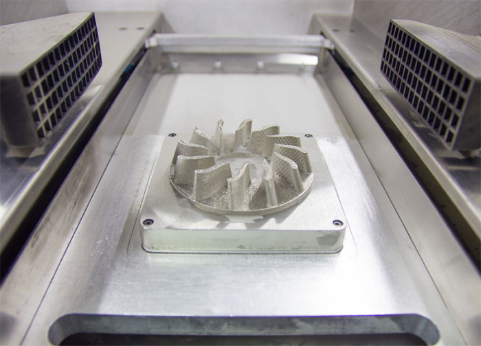Украинцы создали компактный 3D-принтер, который печатает из любых металлов. Цена $100 000