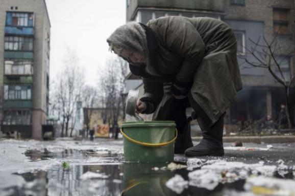 Оккупанты используют дефицит воды, чтобы освободить Донбасс от мирного населения
