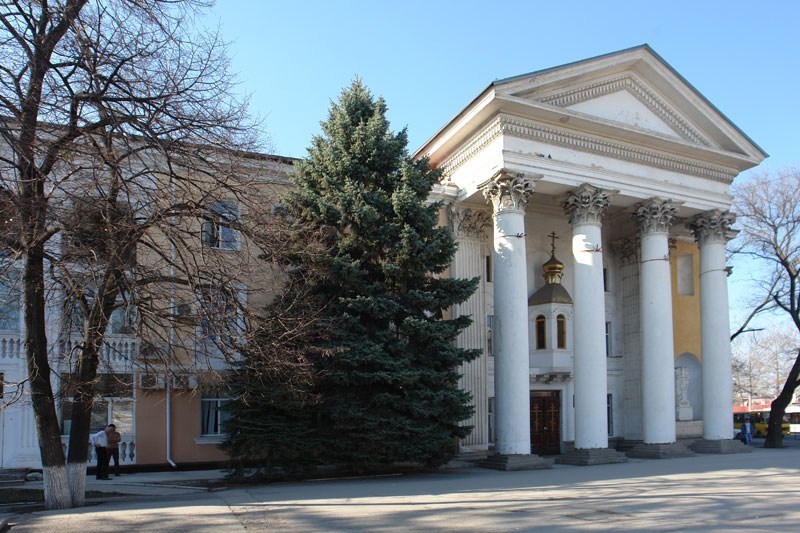 Оккупанты хотят в судебном порядке закрыть последний украинский храм в Крыму