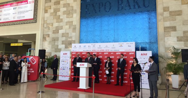 Харьков впервые представили на туристической выставке в Баку