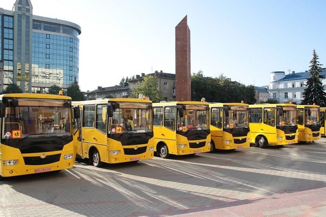 Місцеві бюджети у 2019 році отримають півмільярда гривень на покупку шкільних автобусів і спецавтомобілів