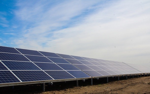 В Украине открыли одну из крупнейших в Европе солнечных электростанций