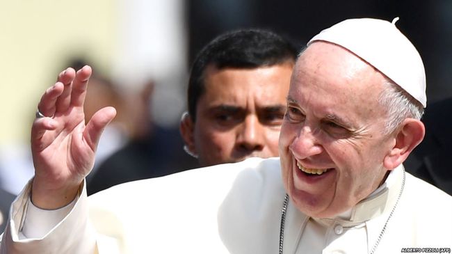 Папа Франциск у Великодньому зверненні згадав Донбас, Шрі-Ланку і Венесуелу