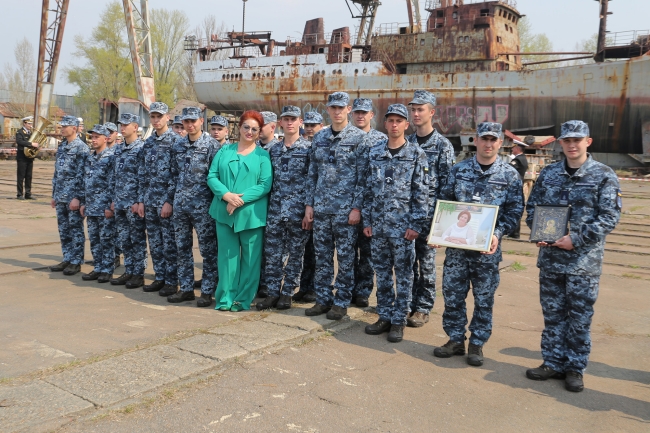 Перший середній розвідувальний корабель для ВМС ЗС України спущено на воду