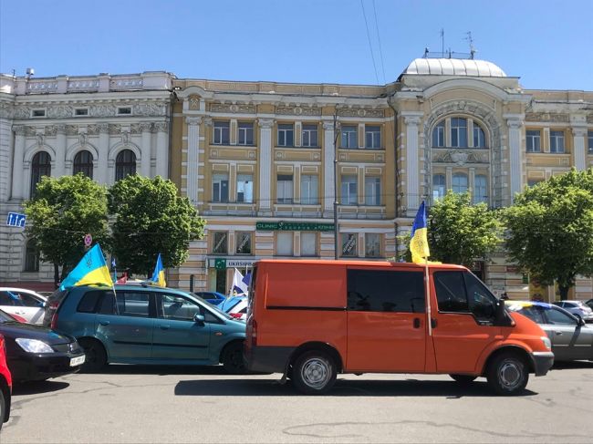 “АвтоЕвромайдан” провел акцию в центре Харькова (ФОТО)