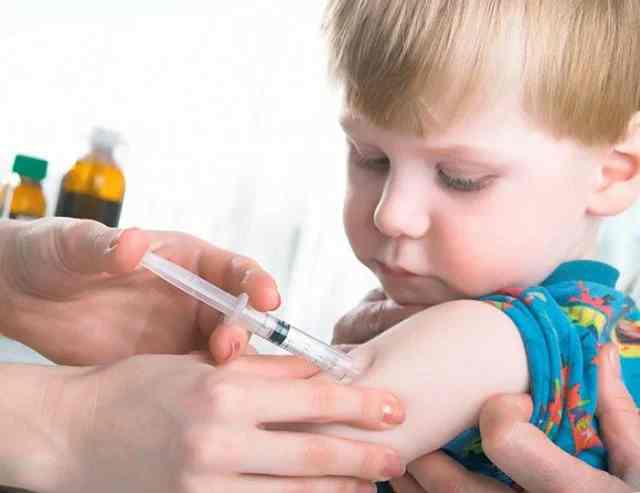 Верховный Суд запретил мальчику без прививок ходить в детсад
