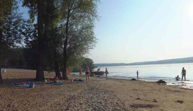 На Харьковщине не рекомендуют купаться на двух пляжах