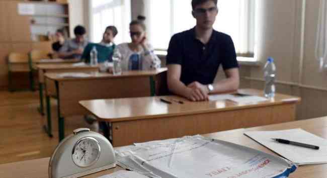Школяр із Куп’янська отримав єдину 200-бальну оцінку з іноземної мови в області