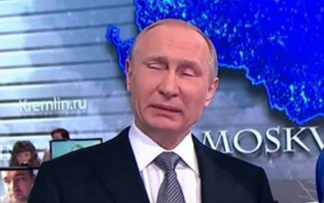 Путин продал Макрону возвращение 24 моряков в обмен на ПАСЕ