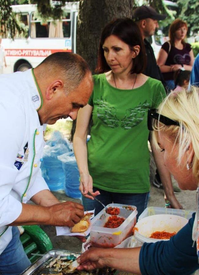 У Вінниці на честь загиблого кухара батальйону «Київська Русь» провели фестиваль польової кухні