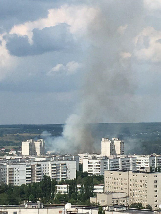 В Харькове тушили масштабный пожар (ФОТО)