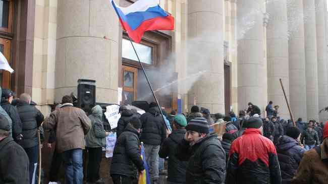 Захватчикам здания Харьковской ОГА дали условные сроки