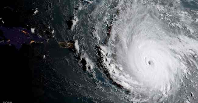 На Атлантику суне аномально велика кількість ураганів