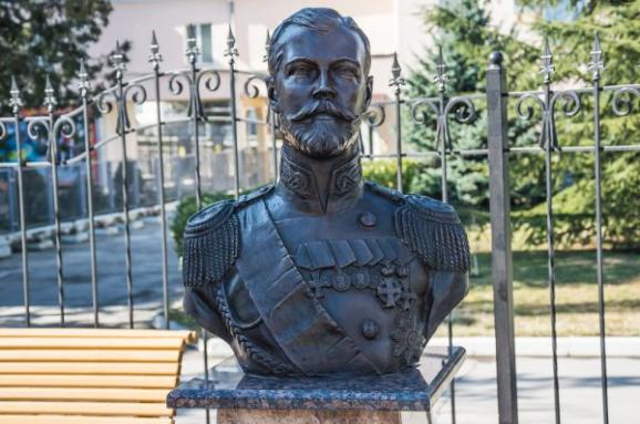 По просьбе церкви Московского патриархата в оккупированном Донецке установят памятник Николаю II Кровавому