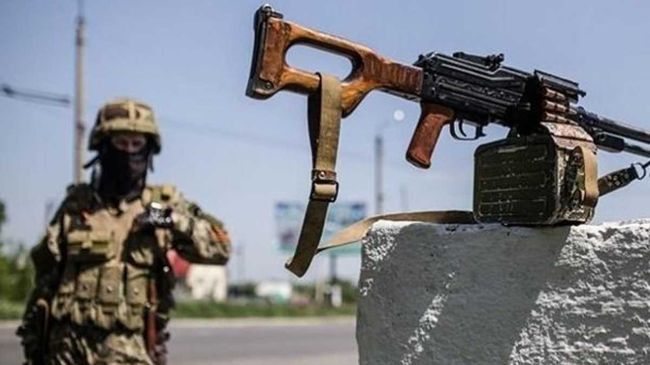Террористы придумали фейк о нацистских снайперах, убивающих мирное население Донбасса для срыва перемирия