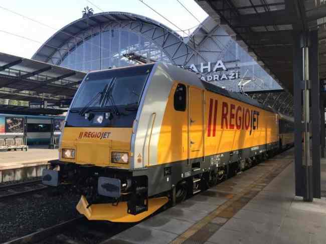 Чеська компанія запустить пасажирський потяг в Україну