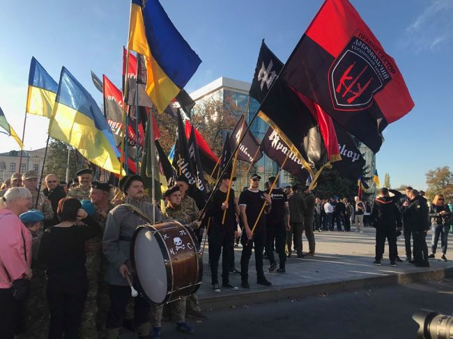 «Нас не услышали, поэтому вышли еще раз»: в Харькове очередной марш против капитуляции