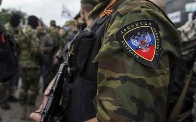 Боевики на Донбассе шантажируют своих командиров за уменьшение выплат - разведка